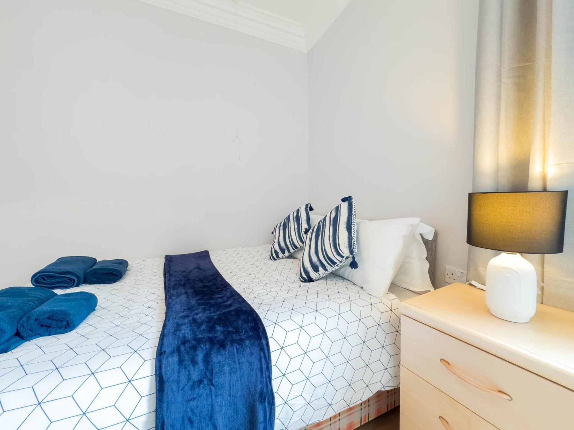 2 Bedroom Apartment Southend-On-Sea Southend-on-Sea Exterior foto