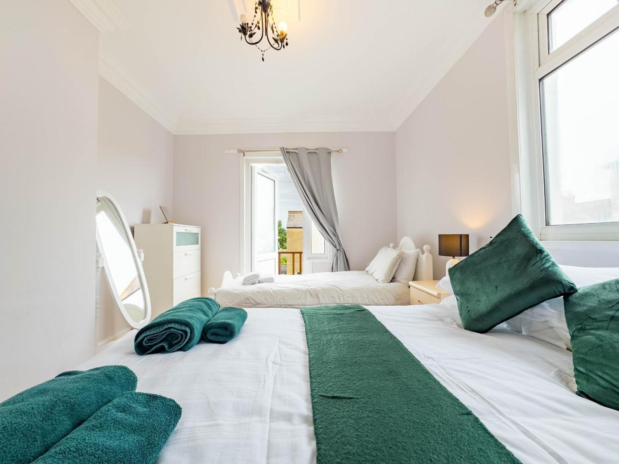 2 Bedroom Apartment Southend-On-Sea Southend-on-Sea Exterior foto